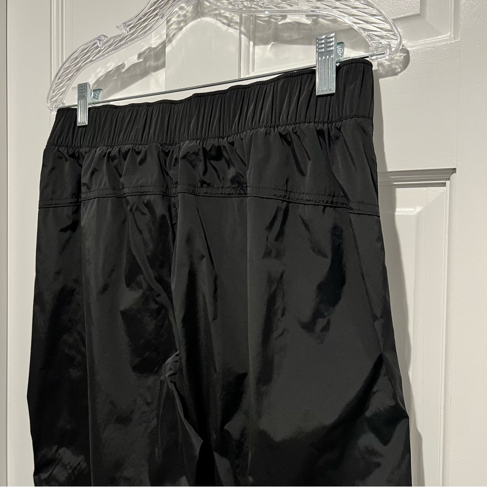 Athleta Rise Pant Black Small Relaxed Fit Track Pants Mid Rise Bungee Hem - Picture 5 of 10
